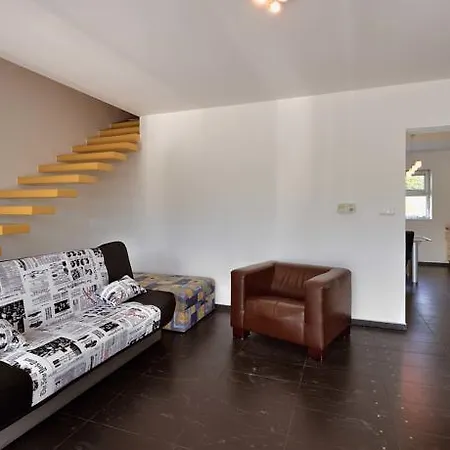 Ambiente Serviced - District Ii