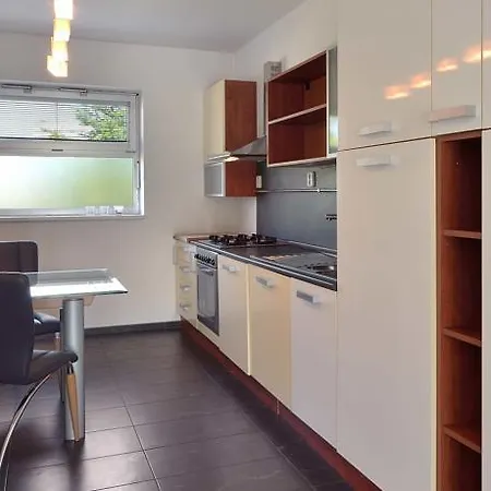Ambiente Serviced - District Ii Apartmán *
