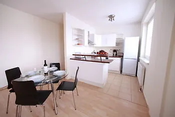 Ambiente Serviced - District Ii *