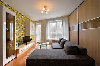 Ambiente Serviced - District Ii Apartmán